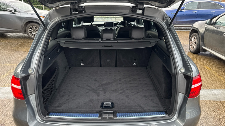 Mercedes-Benz GLC 250 4Matic AMG Line Premium 5dr 9G-Tronic Petrol Estate